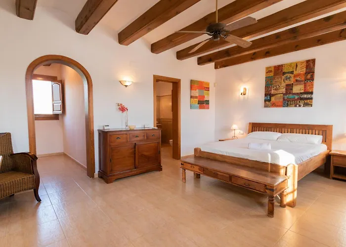 Villa Lluca *