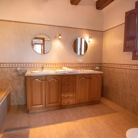 Lluca Villa *