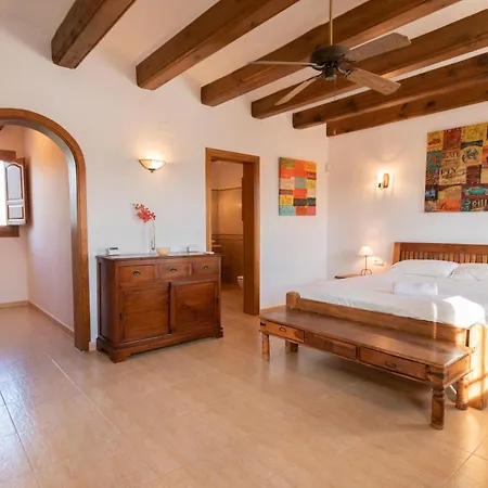 Villa Lluca *